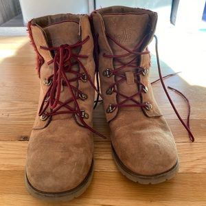 North face women’s water resistant boots